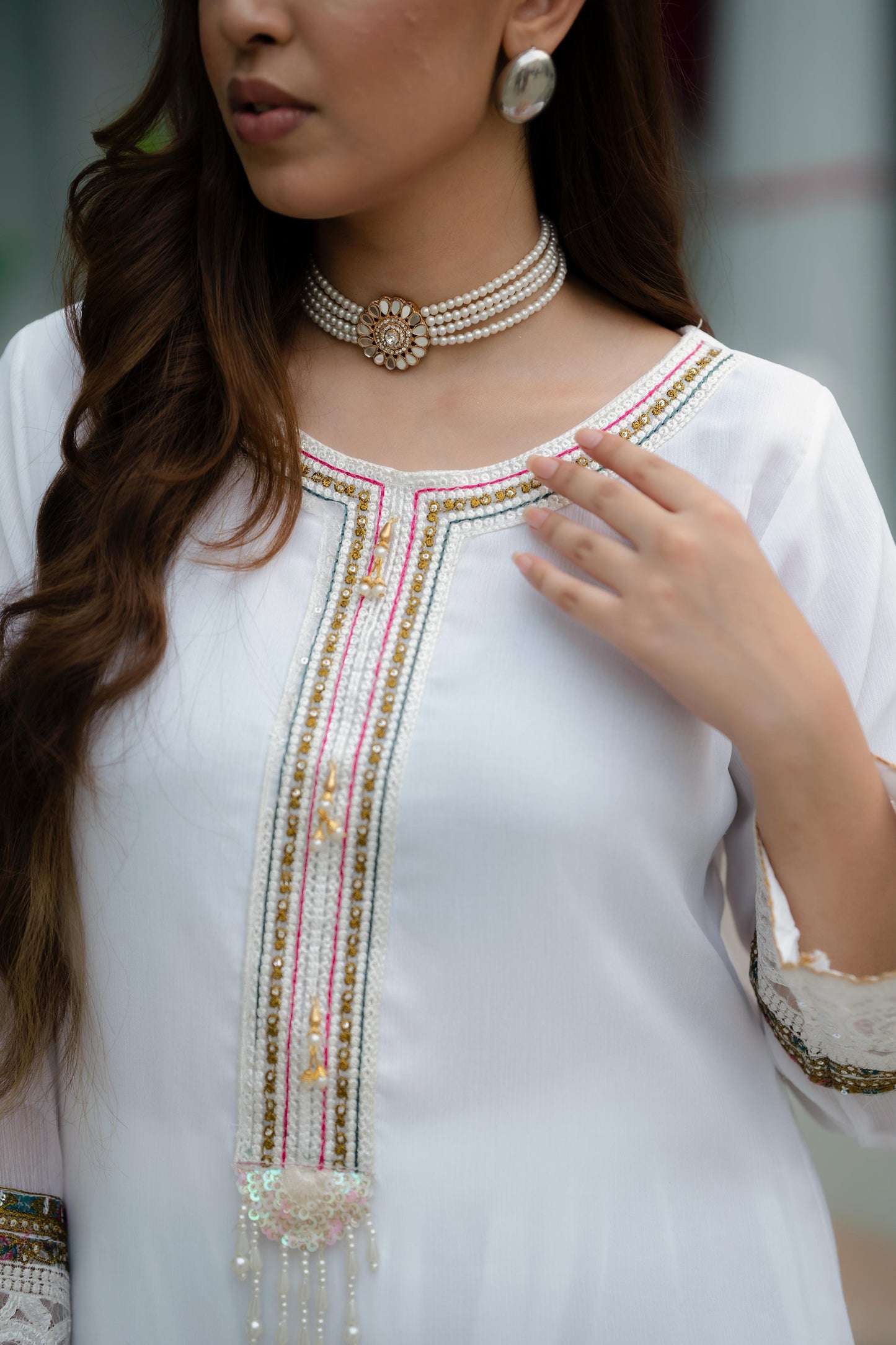 White crinkle chiffon/Raw Silk with Red Net Dupatta 3pc