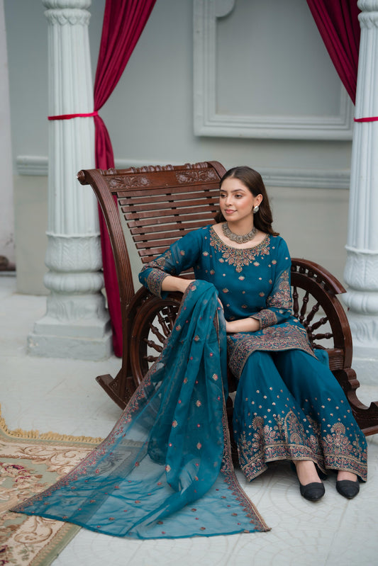Blue Handmade Embroidered Crinkle Chiffon Outfit With Organza Dupatta