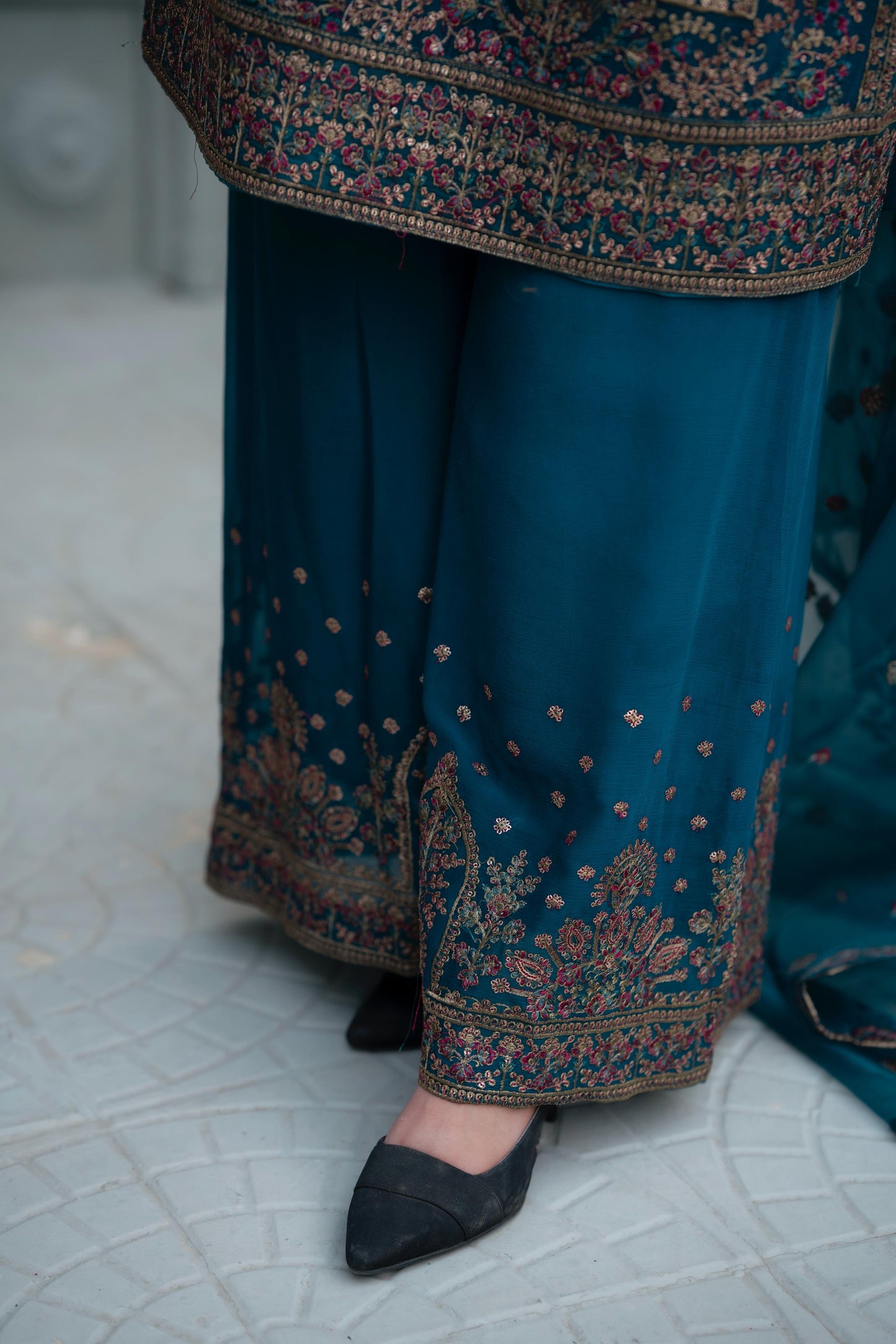 Blue Handmade Embroidered Crinkle Chiffon Outfit With Organza Dupatta