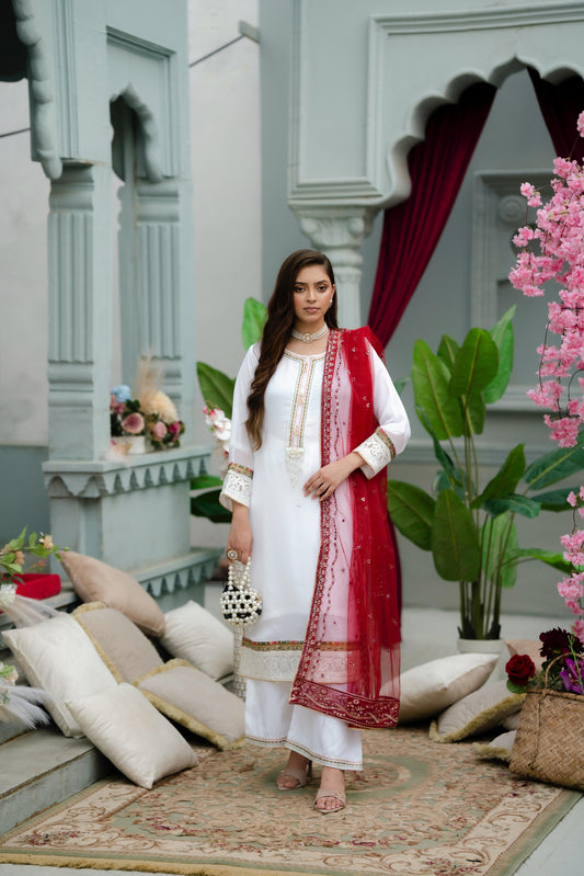 White crinkle chiffon/Raw Silk with Red Net Dupatta 3pc