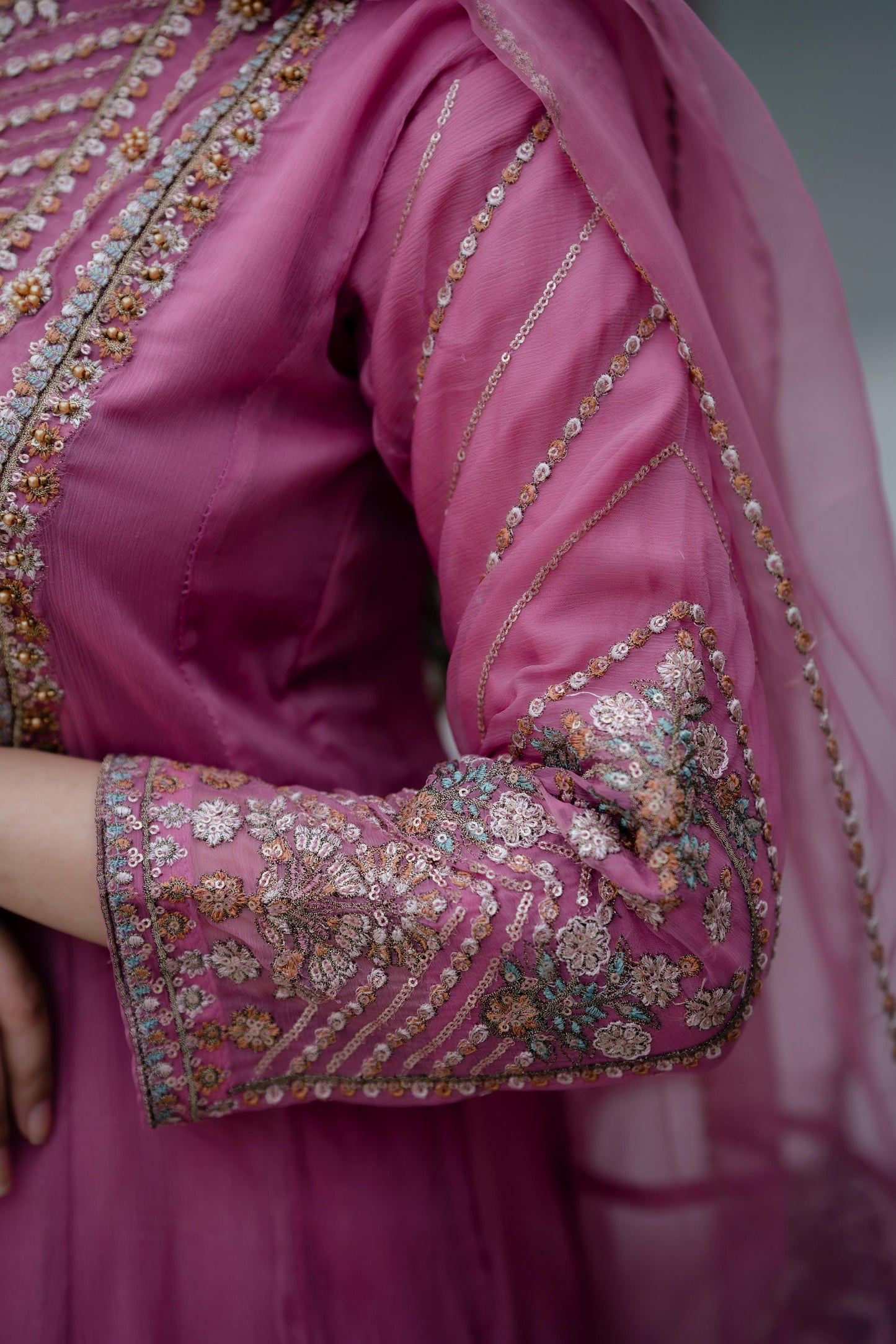 Gulabi Nazakat Crinkle Chiffon/Grip Silk 3pc
