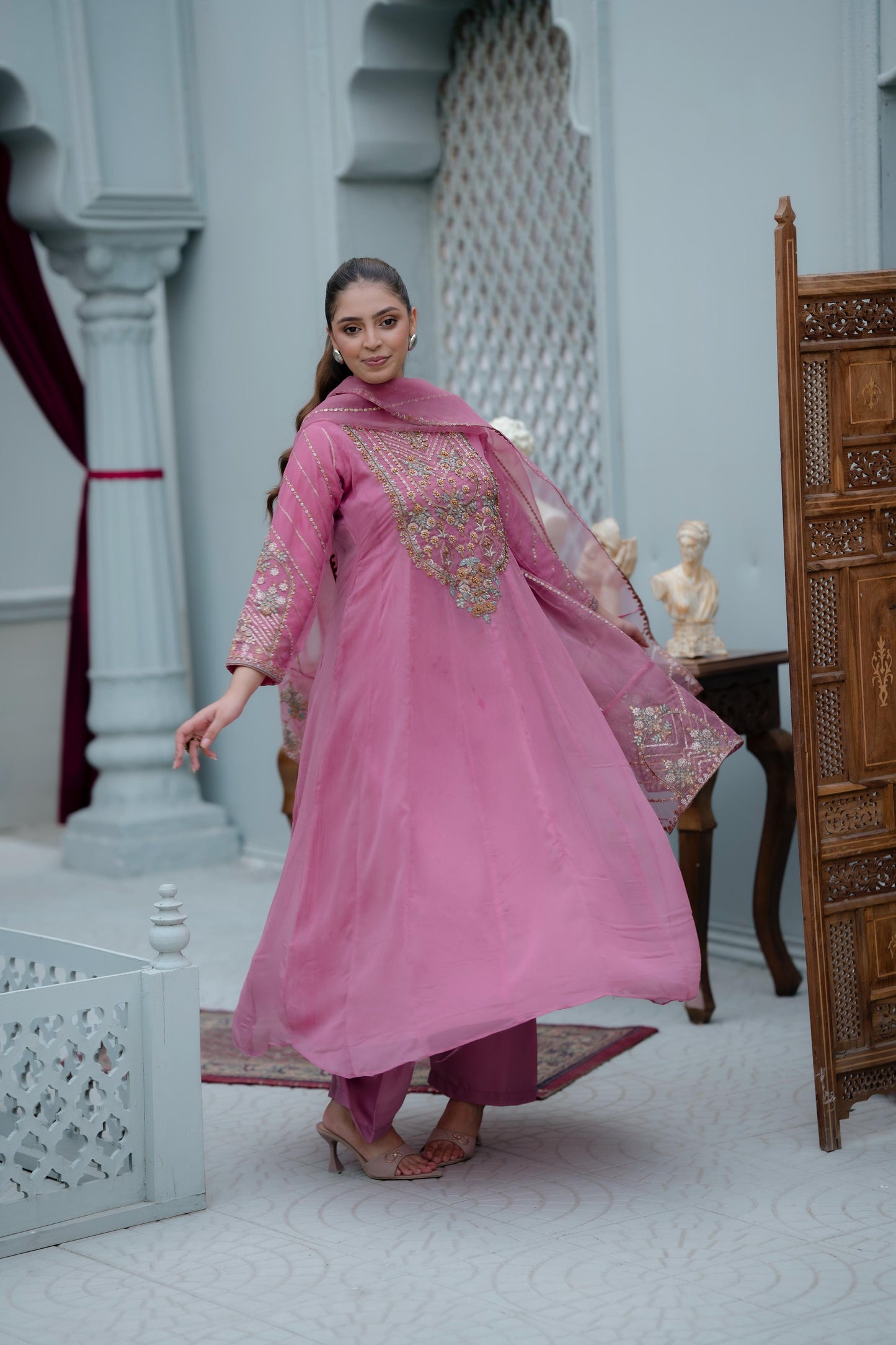 Gulabi Nazakat Crinkle Chiffon/Grip Silk 3pc